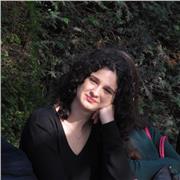 Studentessa universitaria, offre lezioni per bambini e ragazzi di italiano, latino, greco e diritto (esperienza con DSA)